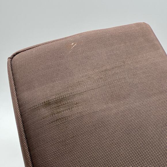 Case Logic 15 Cassette Tape Storage Case Wrist Strap Brown Nylon Tote Carry 12" - Picture 7 of 7